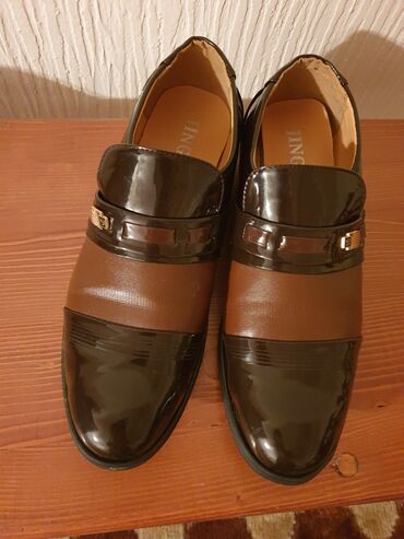 zimske čizme muške: Cipele br.44