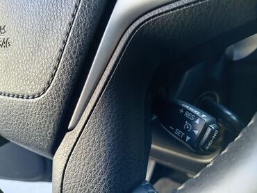 Toyota: Toyota Land Cruiser Prado: 2.7 l | 2018 il Ofrouder/SUV — 6