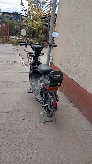 108 4 15: Продаю электроскутер ск-8 литий-ионные батарейки 40 км езда прошу 13т — 4