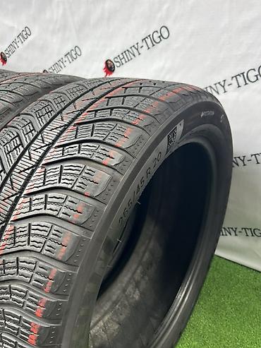 d 110: Шины 265 / 45 / R 20, Зима, Б/у, Комплект, Внедорожные (АТ/МТ), Michelin — 4