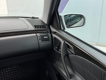 Mercedes-Benz: Mercedes-Benz E-Class: 2000 г., 3.2 л, Автомат, Бензин, Седан — 17