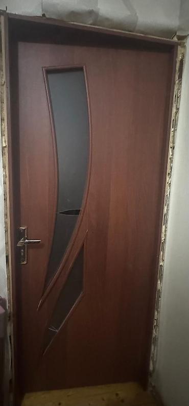 standart qapi olculeri: MDF qapı – şüşəli dizayn - Material: MDF əsaslı, taxta teksturalı — 1