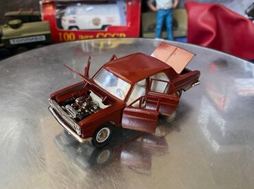 Avtomobil modelləri: QAZ, 1980 il, 1:43, Dəmir, Ödənişli çatdırılma — 12