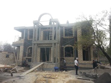 Tikinti işləri: 📌 Xidmətlərimiz 🛠Tikinti və Təmir: ▪ Mənzillərin təmiri ▪ Həyət evləri — 4