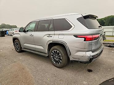 2025: Toyota Sequoia: 2025 г., Гибрид, Внедорожник — 3