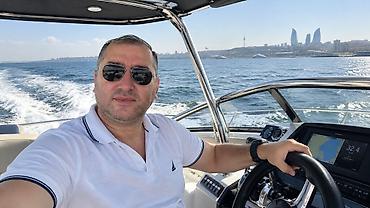 yolustu taksi: Köməkçi, Kişi, 50 yaş, 5 ildən artıq təcrübə, 1/2 — 1