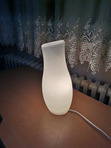 rasveta vrsac: Table lamp