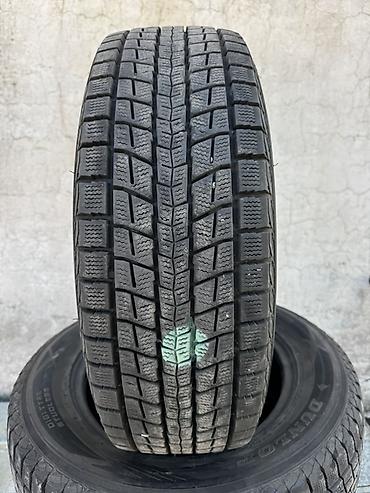 Комплект зимних шин Dunlop Winter Maxx SJ8 - Размер: 215/65 R16 -