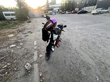 Мотоциклы: Benelli TNT 300 (серия TNT) — городской нейкед с яркой трубчатой — 5