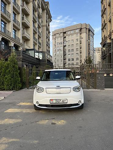 тойота приус с: Kia Soul EV: 2018 г., Электромобиль, Кроссовер — 1