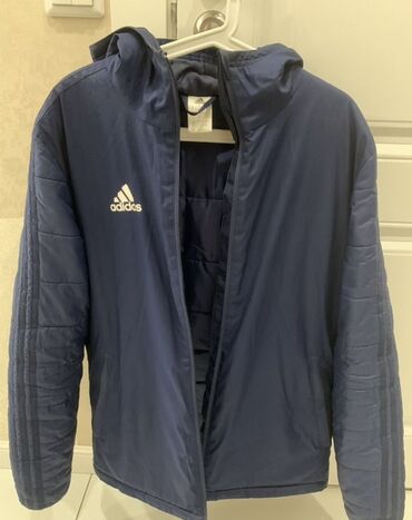 национальные головные уборы: Продаю куртка от фирма Adidas Parka оригинал, сам покупал за 13 0000