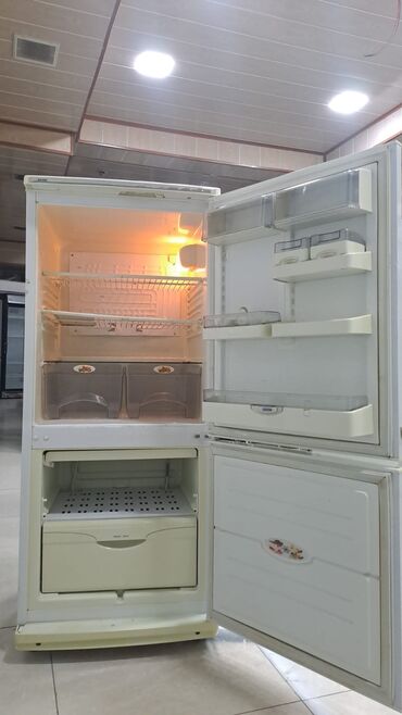 Soyuducular: 2 qapılı Soyuducu Satılır
