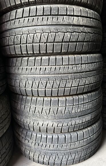 Шины: Шины 215 / 55 / R 17, Зима, Б/у, Комплект, Легковые, Япония, Bridgestone