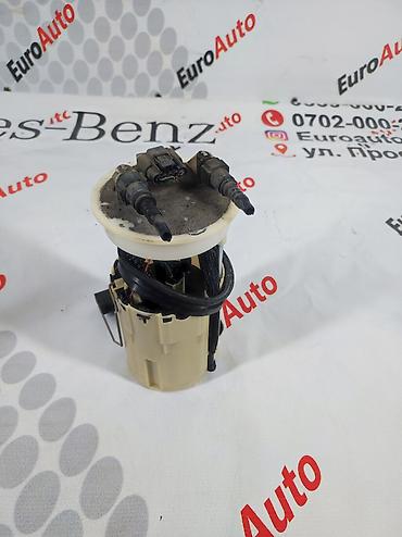 Другие автозапчасти: ** топливные насосы для различных автомобилей** Оригинальные — 3