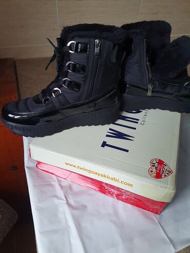 Сапоги: Продаем Новые зимние сапоги водооталкивающие внутри натуральный — 14