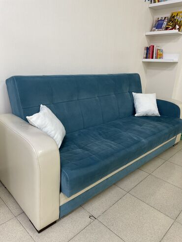 salon üçün divan: Продается диван шкаф и столик!У дивана есть небольшие