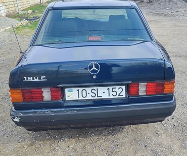 Mercedes-Benz: Mercedes-Benz 190: 2 l | 1989 il Sedan