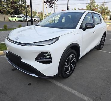 5 100 17: Changan Qiyuan Q05: 2026 г., 1.5 л, Автомат, Электромобиль, Кроссовер — 2