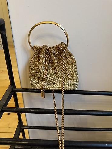 kişi cantasi: Qızılı rəngdə, rhinestone-bəzəkli mini çanta (evening bag) - Forma — 1