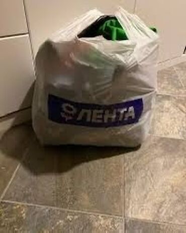 отун даром: Срочно Отдам 3,4 пакета вещей Мужские рубашки шикарные - размер М