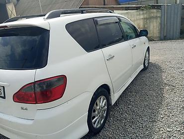 бу болон: Toyota Ipsum: 2002 г., 2.4 л, Автомат, Газ, Минивэн — 2