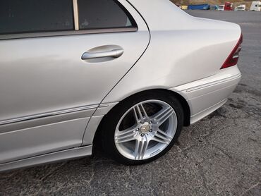 16 liq disk teker: İşlənmiş Disk təkər Mercedes-Benz 225 / 45 / R 17, 5 Boltlu