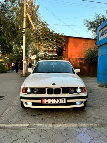 срочна продаю авто: BMW 5 series: 1991 г., 2.5 л, Механика, Бензин, Седан