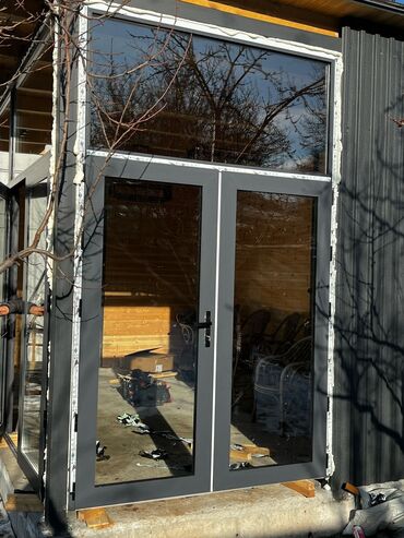 Алюминиевые окна на заказ: Алюминиевое окно на заказ, Тип окна: Витражные, Фасадные, Балконные, Бесплатная установка, Без рассрочки — 24