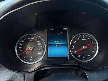 сешка мотор: Mercedes-Benz C-Class: 2019 г., 2 л, Автомат, Бензин, Седан — 10