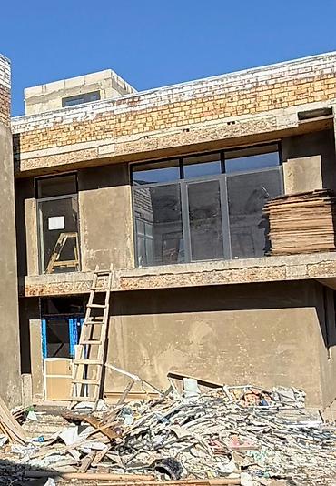 Готовые алюминиевые окна: Готовое алюминиевое окно, Тип окна: Витражные, Декоративные особенности: Фрамуга, Б/у, Без установки, Без рассрочки — 5