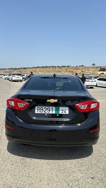 chevrolet azerbaycan: Chevrolet Cruze: 1.4 l | 2017 il | 155000 km Sedan