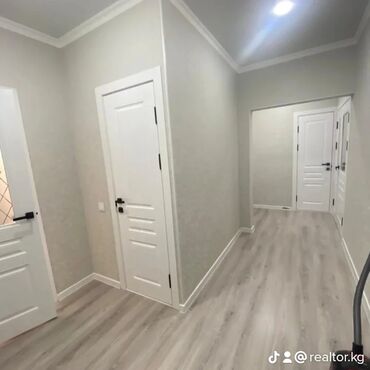 срочна продаю квартиру: 2 комнаты, 71 м², 2 этаж, Свежий ремонт at lalafo.kg срочна продаю квартиру: 2 комнаты, 71 м², 2 этаж, Свежий ремонт