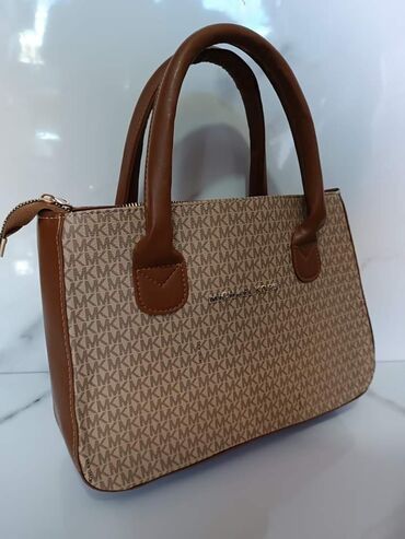 Torbe: Torbe 
Velike cena 4100din, manje po 3000din — 12