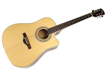 Гитары: Акустическая гитара с чехлом и каподастром. Продаю акустическую