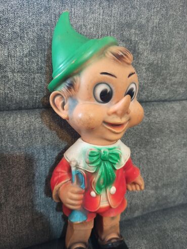 Plišane igračke: Dve stare gumene igračke: Pinokio visine oko 35cm kome se može na lalafo.rs — 8 Plišane igračke: Dve stare gumene igračke: Pinokio visine oko 35cm kome se može — 8