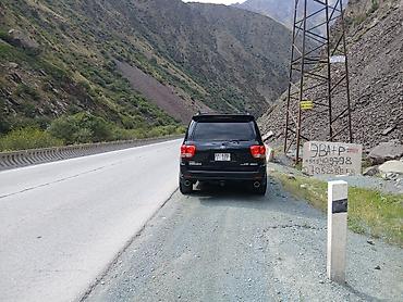 b class: Toyota Sequoia: 2002 г., 4.7 л, Автомат, Бензин, Внедорожник — 3