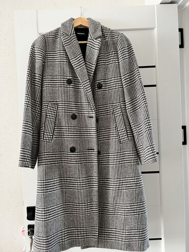 turb0 az: Palto, Stradivarius, M (EU 38)