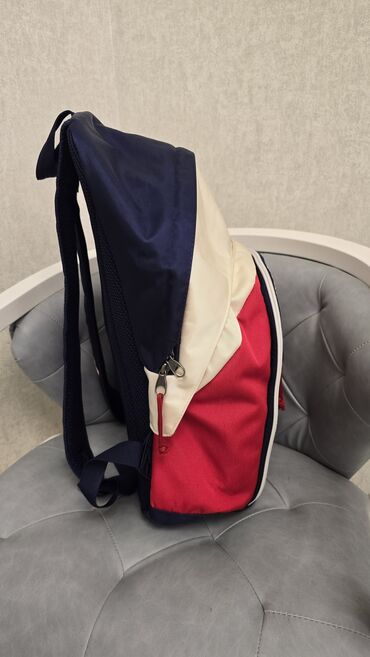 Məktəb çantaları: Məktəb rukzakları — 7