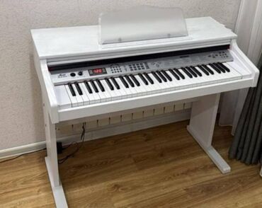 Uşaqlar üçün digər mallar: Piano kursuna başlayanlar üçün Elektro Pianino. Təzə.Upakofka. 61 — 7