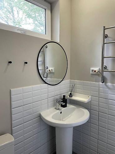 Иссык-Куль 2026: Сдается коттедж в круглогодичном ЦО Радуга Вест . На территории — 11