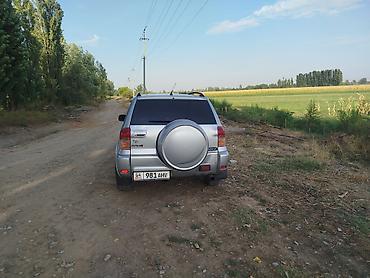 еврейский авто: Toyota RAV4: 2002 г., 2 л, Механика, Газ, Кроссовер — 3