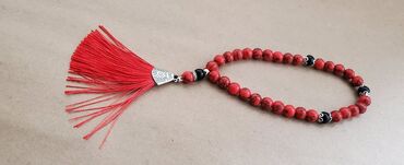 Təsbehlər: Təsbehlər
Qiymetler ferqlidir — 2