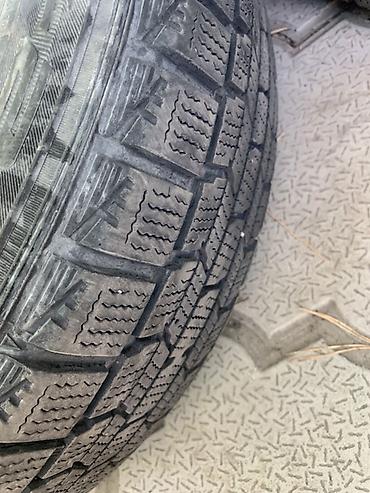 шины 20560 r16: Зимние шины Dunlop (шипов нет), комплект из 2 штук. - Размер: 205/60 — 4