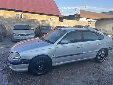 transporter multivan: Toyota Avensis: 2002 г., 1.8 л, Автомат, Бензин, Лифтбек — 2