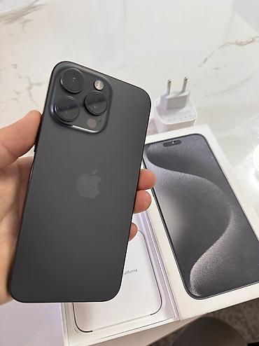 iphone 15 pro max бу: IPhone 15 Pro Max, Б/у, 256 ГБ, Black Titanium, Зарядное устройство, Защитное стекло, Чехол, 94 % — 2