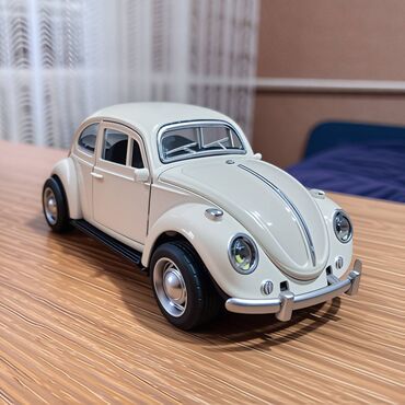 Autići: Nov metalni model automobila VW Buba. Mogu da mu se otvaraju vrata i na lalafo.rs — 2 Autići: Nov metalni model automobila VW Buba. Mogu da mu se otvaraju vrata i — 2