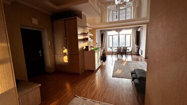 купить квартиру с видом на море: 2 комнаты, 52 м², 106 серия, 4 этаж, Старый ремонт
