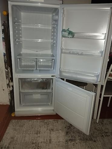 indesit: Холодильник Indesit, двухкамерный, с нижней морозильной камерой — 2