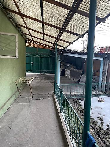 дом оше: Срочно продается полдома в тихом районе Пишпек — 5