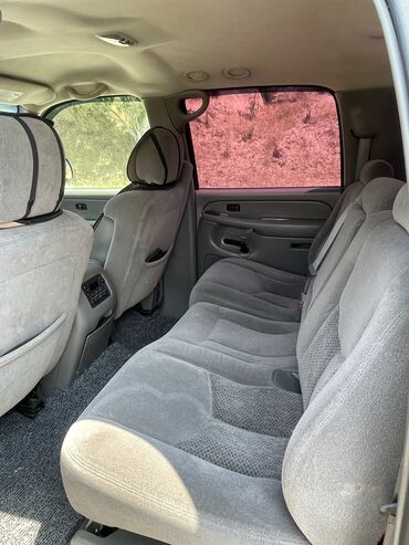 Chevrolet: Chevrolet Suburban: 2004 г., 6 л, Автомат, Бензин, Внедорожник — 11